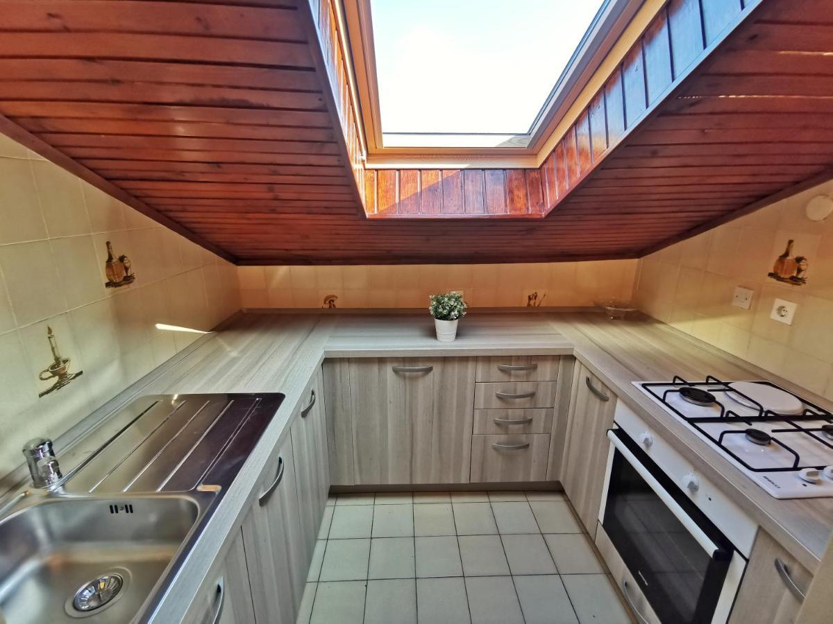Apartments Sokolic Nerezine Eksteriør bilde