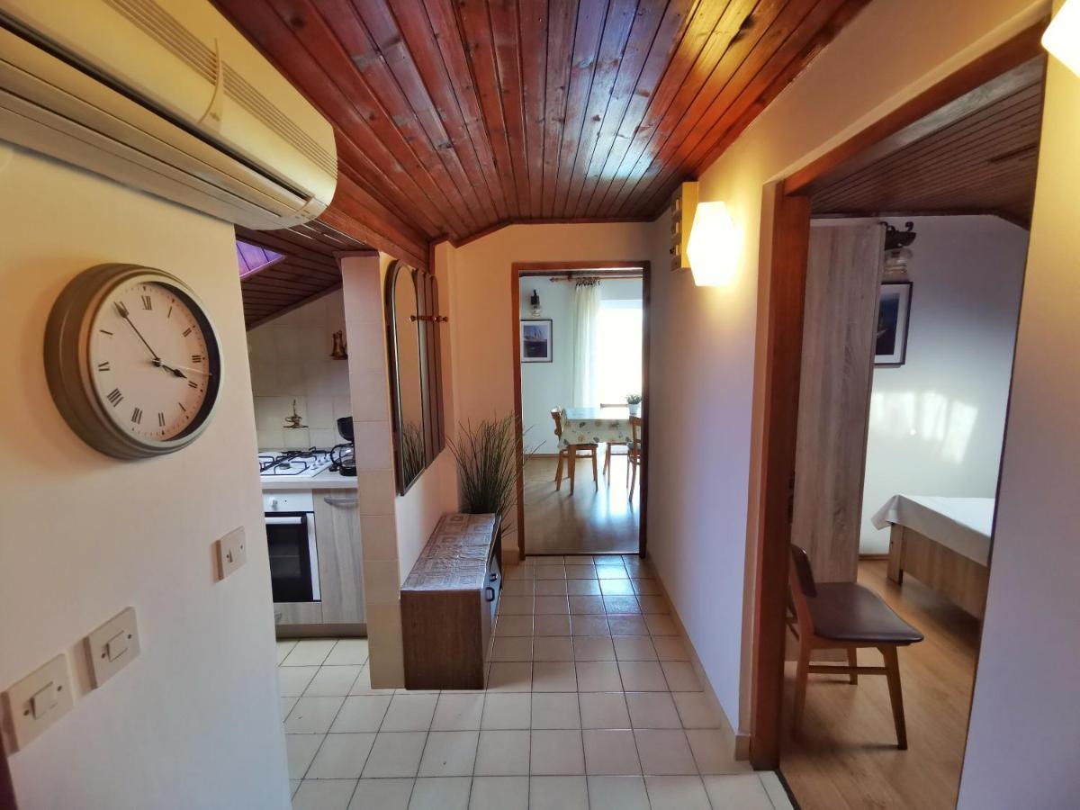 Apartments Sokolic Nerezine Eksteriør bilde